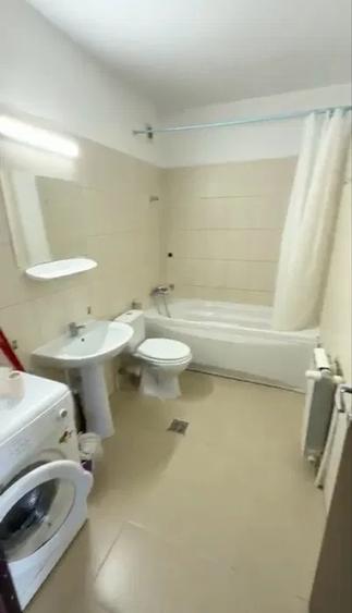 Apartament cu 2 camere semidecomandat în Tătărași