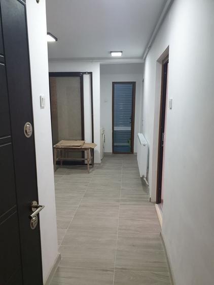 Apartament cu 2 camere nedecomandat în Central
