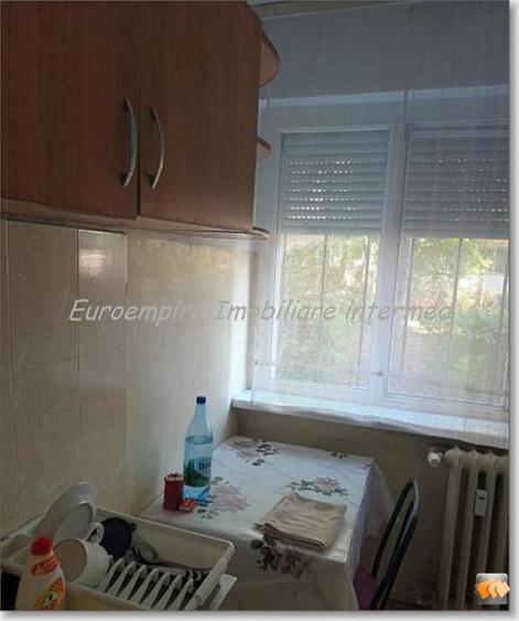 Apartament cu 2 camere semidecomandat în Km 4
