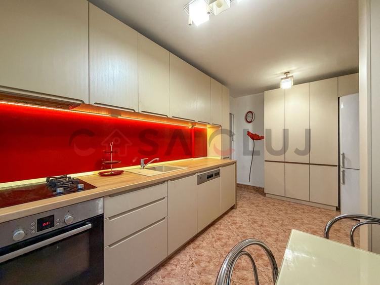 Apartament cu 3 camere semidecomandat, mobilat în Gheorgheni