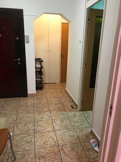 Apartament spatios, acces facil la metrou si tramvaiul 41 - 1