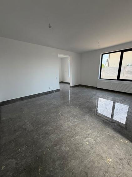 Duplex cu 4 camere cu Canalizare în Bragadiru