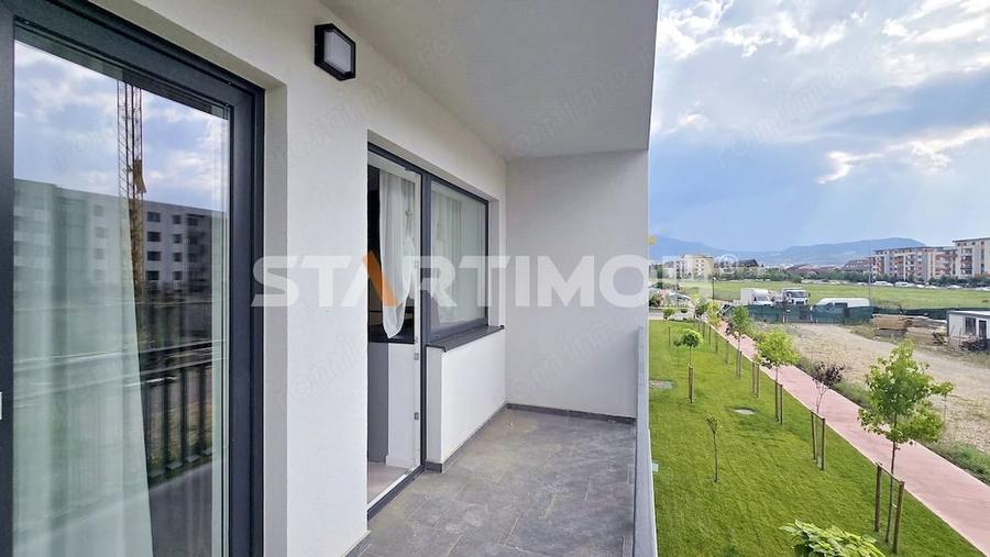 Apartament cu 2 camere decomandat în Tractorul