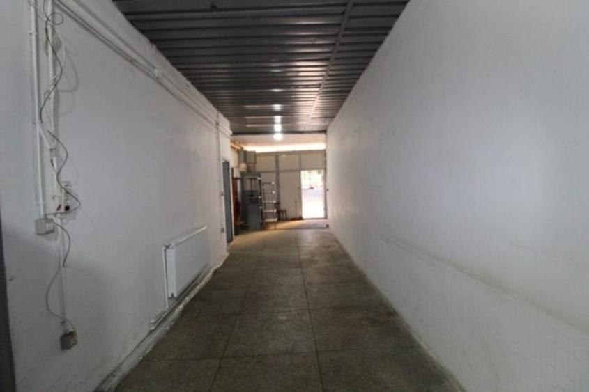 Spațiu comercial, de 140 mp, în Baba Novac