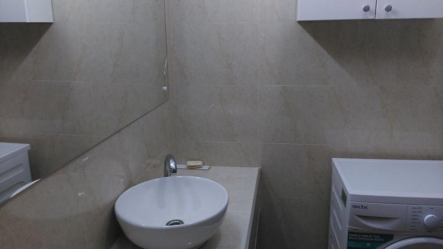 Apartament cu 2 camere decomandat în Exterior Vest