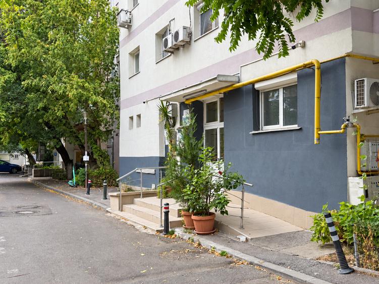 Apartament cu 4 camere în Ștefan cel Mare