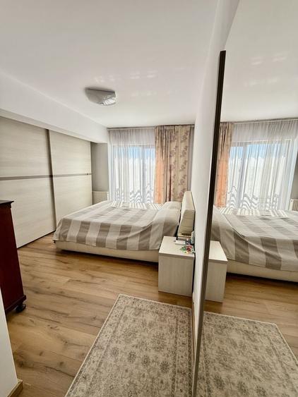 Apartament cu 3 camere decomandat, mobilat în Băneasa