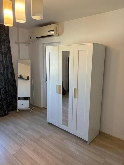Garsonieră decomandată în Tineretului