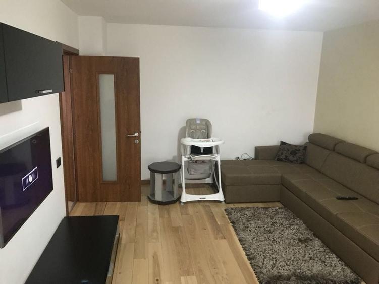 Apartament cu 3 camere decomandat în Nord