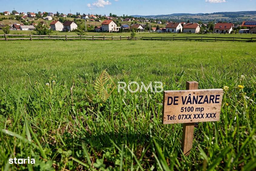 Teren de 5100 mp, în Borhanci