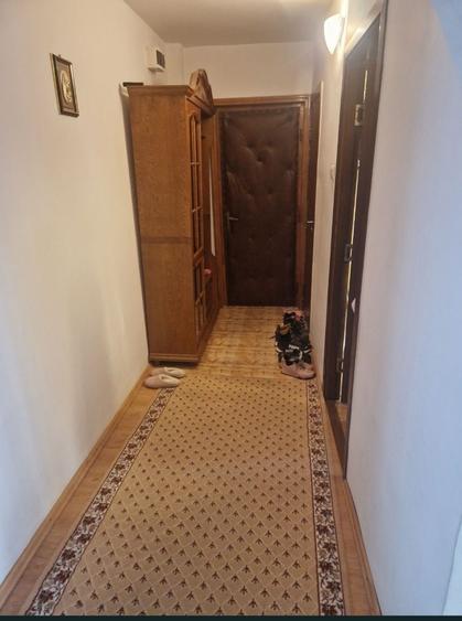 Apartament cu 2 camere decomandat în Între Lacuri