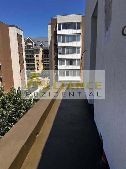 Apartament cu 2 camere semidecomandat în Sud