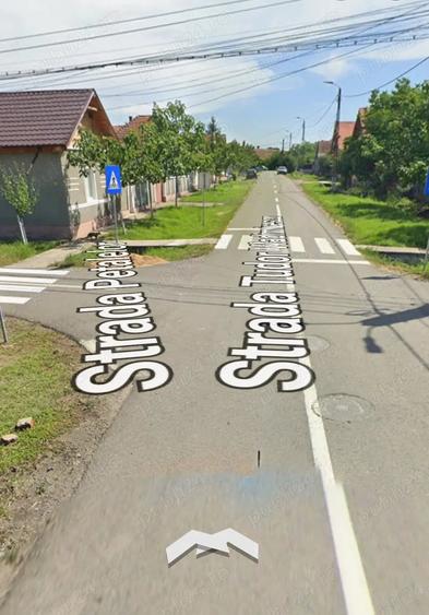 Casă cu 4 camere cu Teren 521 Mp în Central