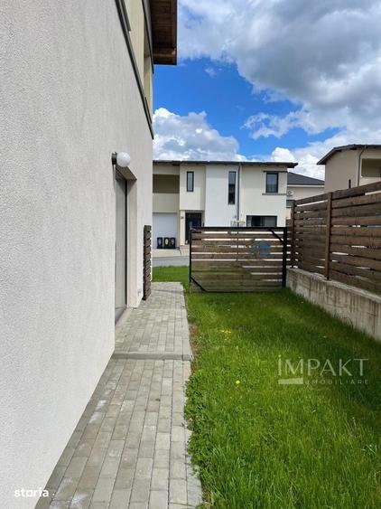 Casa / Vila cu 4 camere de vanzare- Dezmir - 2