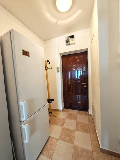 Garsonieră semidecomandată în Mihai Bravu