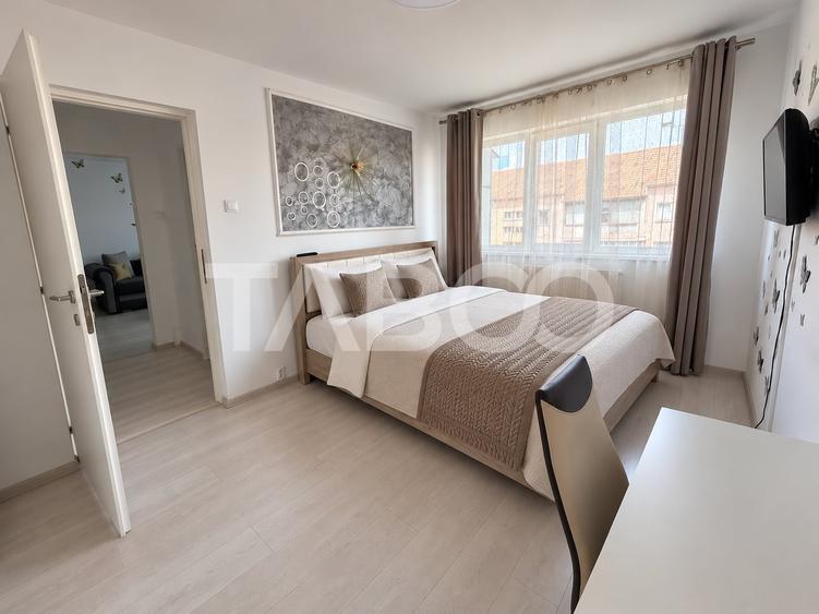 Apartament cu 2 camere semidecomandat, mobilat în Mihai Viteazul