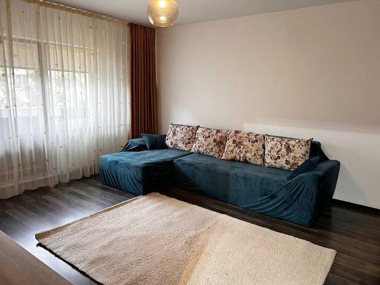 Apartament cu 2 camere decomandat în Sebastian