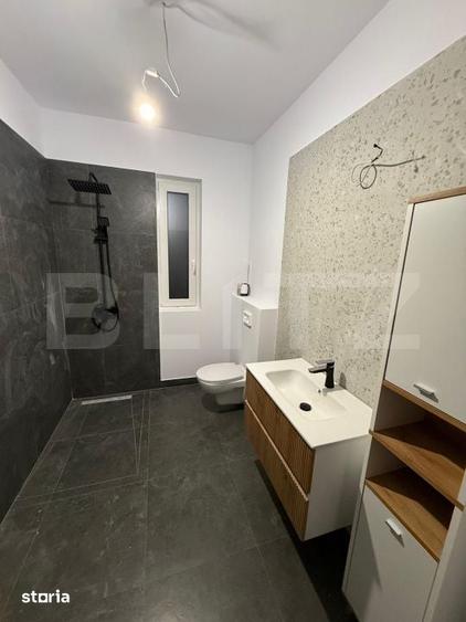 Casă cu 5 camere cu Teren 344 Mp în Central