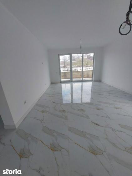 Casa finisata in Oncea ,toate utilita?ile, drum asfaltat!!! - 9