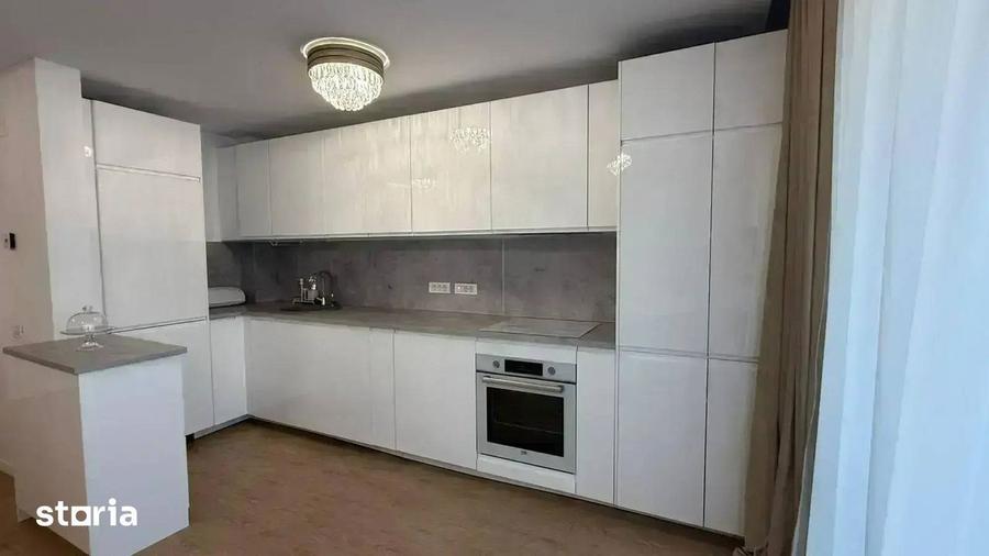 Apartament cu 4 camere în Central
