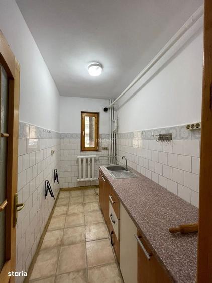 Apartament cu 3 camere în Păcurari