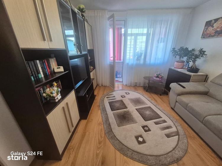 Apartament cu 2 camere decomandat în Dărmănești