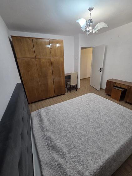 Apartament cu 2 camere decomandat în Răcădău