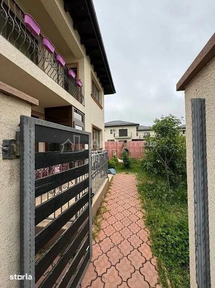 Casă cu 3 camere cu Teren 250 Mp în Tunari