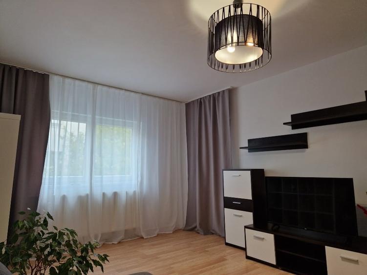 Apartament cu 2 camere decomandat, mobilat în Floreasca