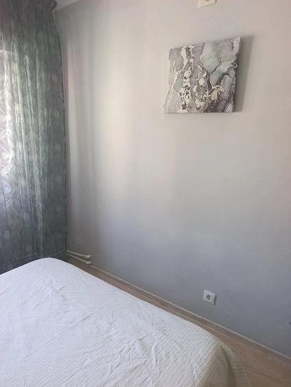 Apartament cu 4 camere decomandat în Dărmănești