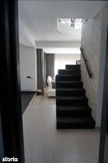 Vila 4 camere, 140mp utili, teren 500mp, Pantelimon, 285.000euro - 2