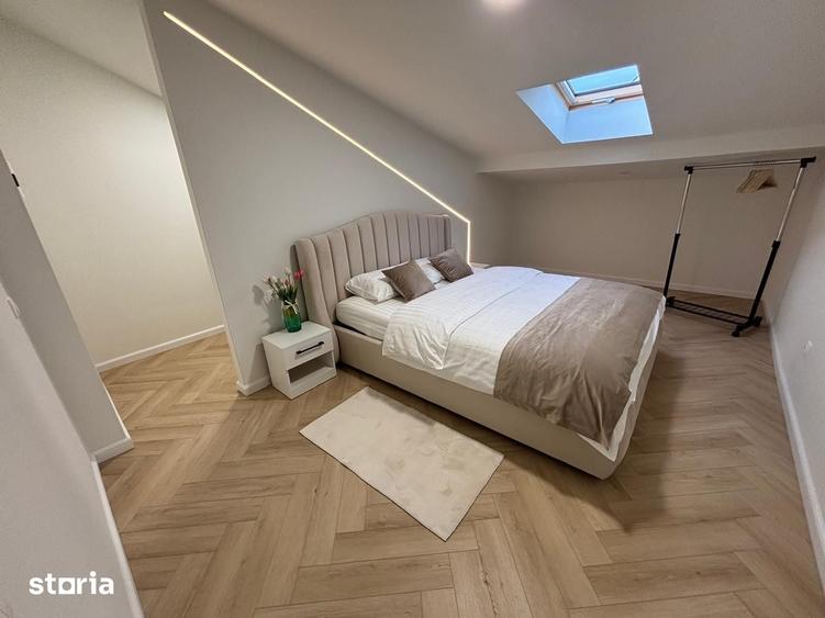 Apartament cu 5 camere în Cristian