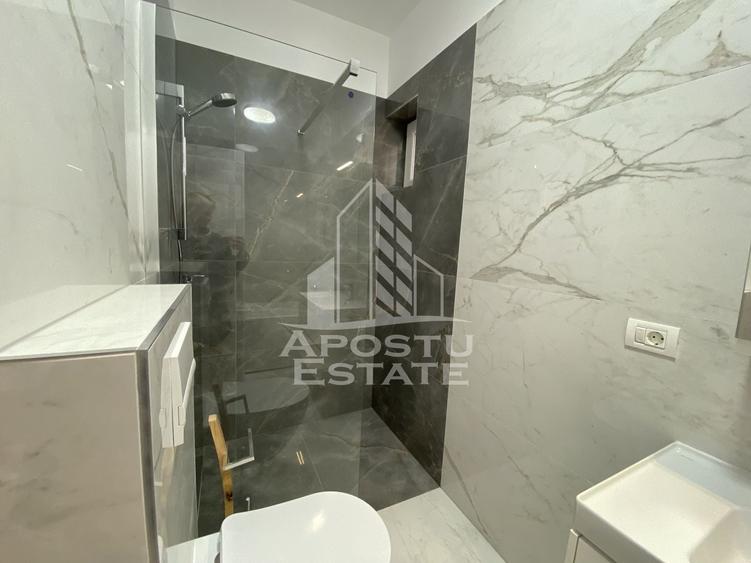 Apartament cu 3 camere decomandat, mobilat în Torontalului