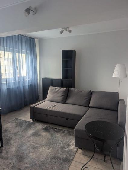 Apartament cu 3 camere, mobilat în Rahova