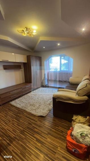 De inchiriat apartament 3 camere/ zona Racadau - 12