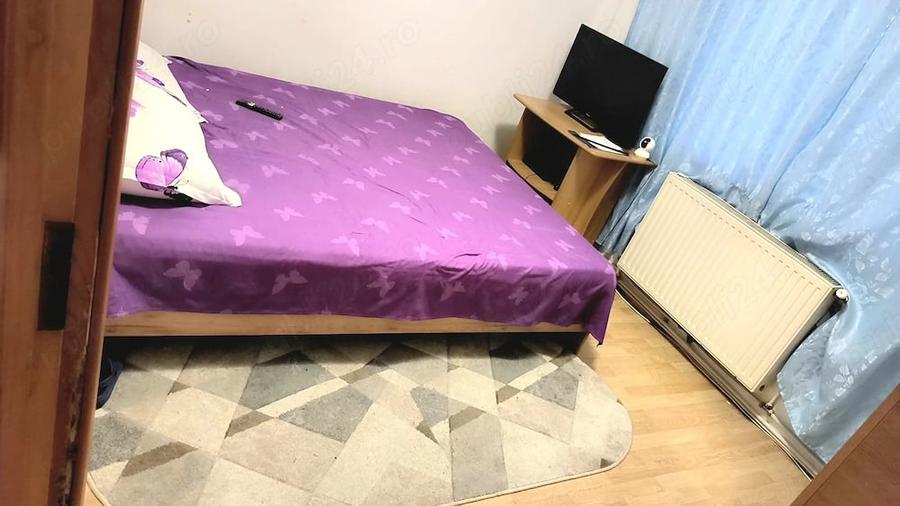 De Vanzare Apartament 3 camere pentru investi?ii - 1