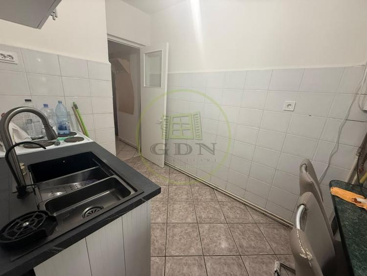 Apartament cu 3 camere decomandat, mobilat în 1 Mai