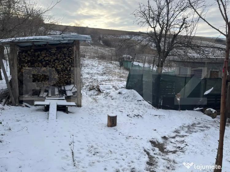 Casă cu 4 camere cu Teren 800 Mp în Vânători