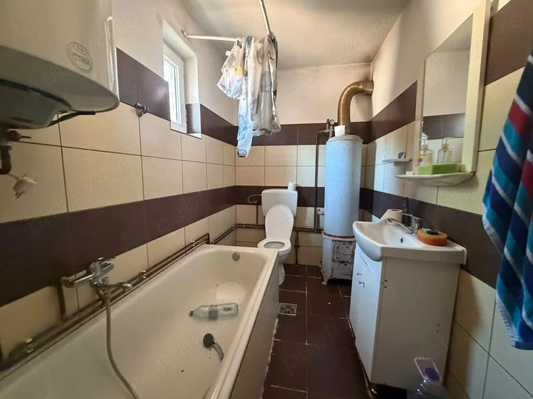 Casă cu 3 camere cu Teren 2509 Mp în Mișca