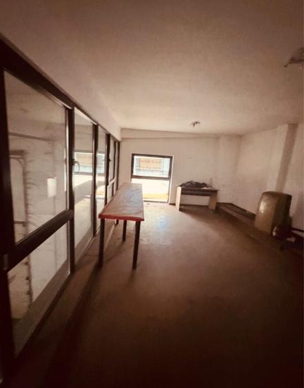 Spațiu comercial, de 721 mp, în Jilava
