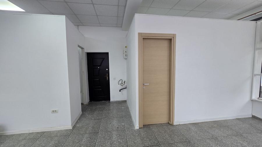 Spațiu comercial, de 55 mp, în Chiajna