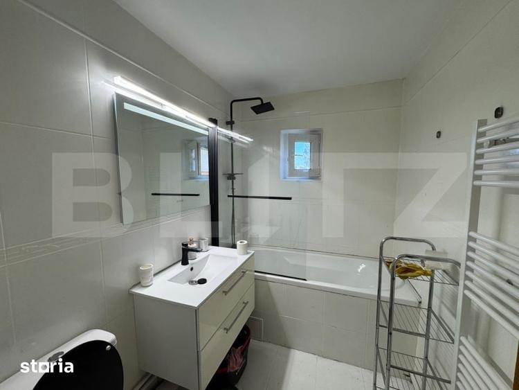 Apartament cu 4 camere în Sărari
