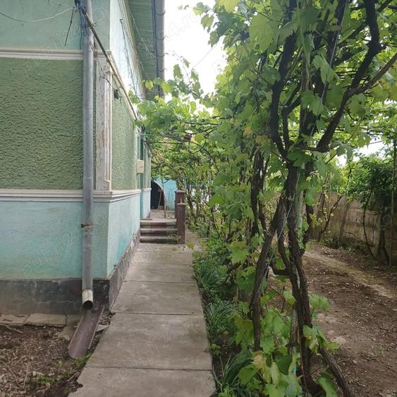 Casă cu 3 camere în Unirea