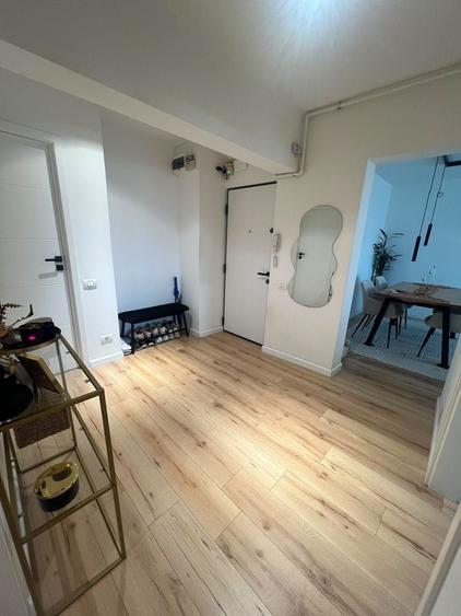 Apartament cu 4 camere decomandat, mobilat în Pantelimon