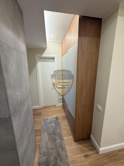 Apartament cu 3 camere, mobilat în Palazu Mare