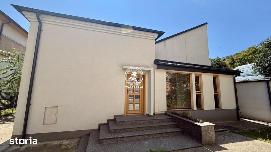 Casă cu 2 camere cu Teren 300 Mp în Central