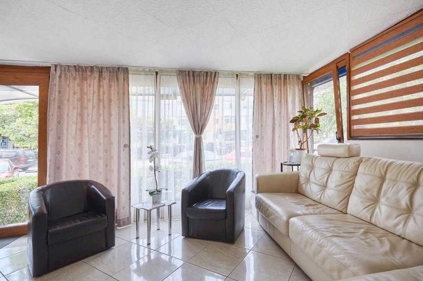 Spațiu comercial, de 90 mp, în Central