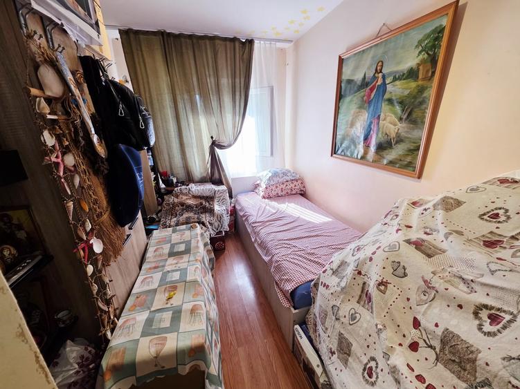 Apartament cu 3 camere în Alexandru cel Bun