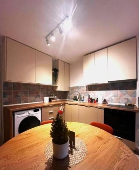 Apartament cu 2 camere decomandat, mobilat în Nerva Traian
