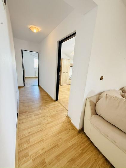 Apartament cu 3 camere decomandat în Chișoda